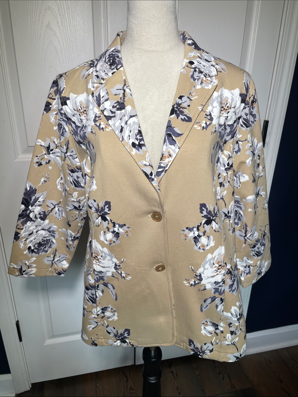 Isaac Mizrahi Live! Floral Blazer Jacket Tan Beige Gray White 2-Button Size L
